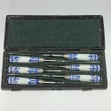 Saint-cloud – Coffret de six couteaux – XVIIIe siècle - vers 1710-1730