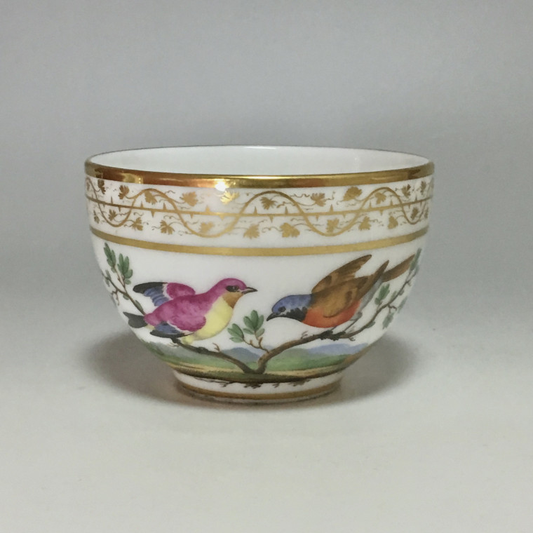 Paris - Manufacture de Nast - Tasse aux oiseaux - Début du XIXe siècle