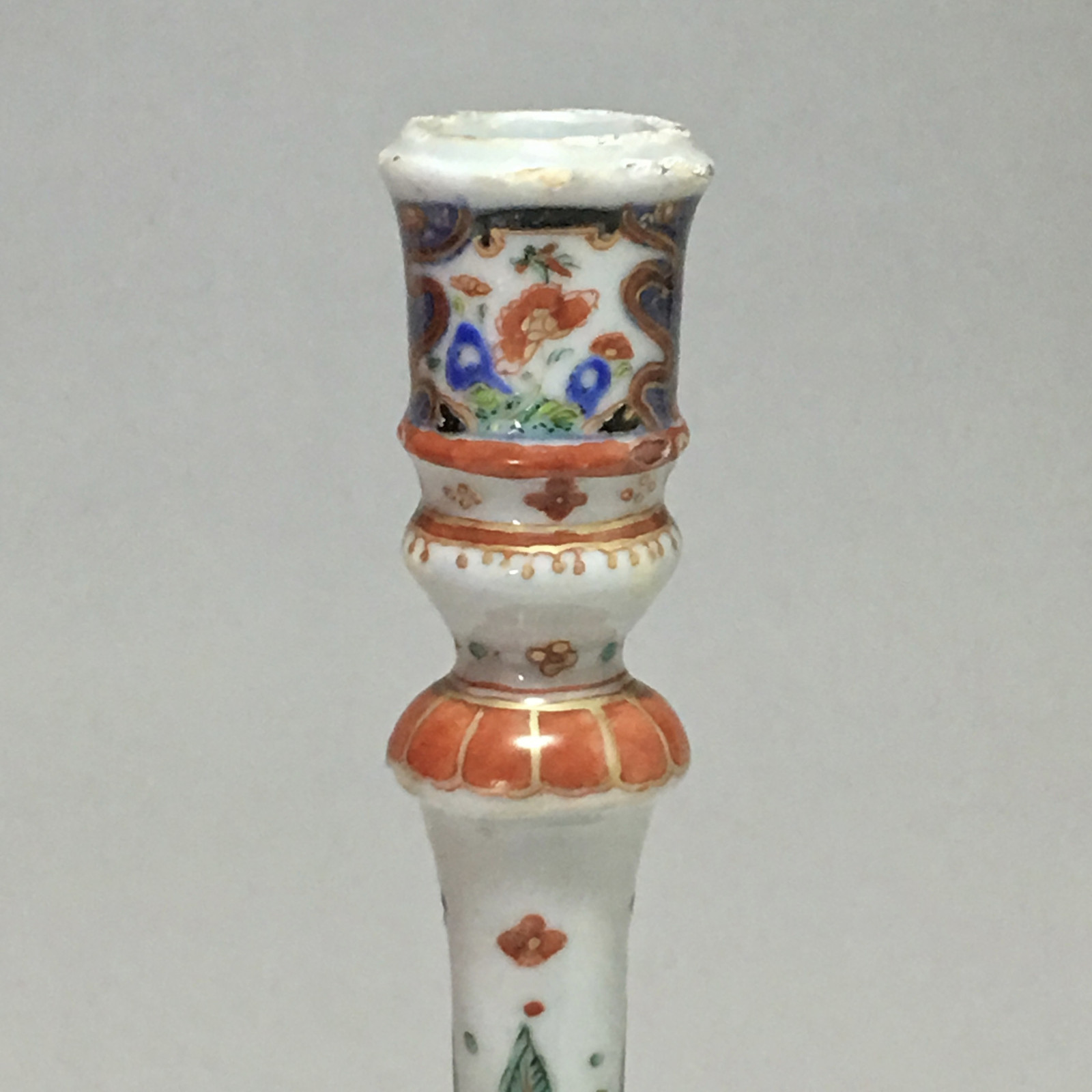 Chine - Compagnies des indes - Rare bougeoir en porcelaine - XVIIIe siècle