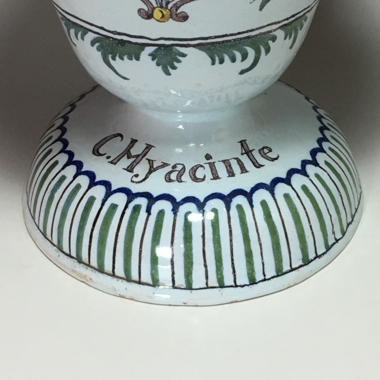 Moulins - Rare large vase covered with pharmacy - eighteenth century