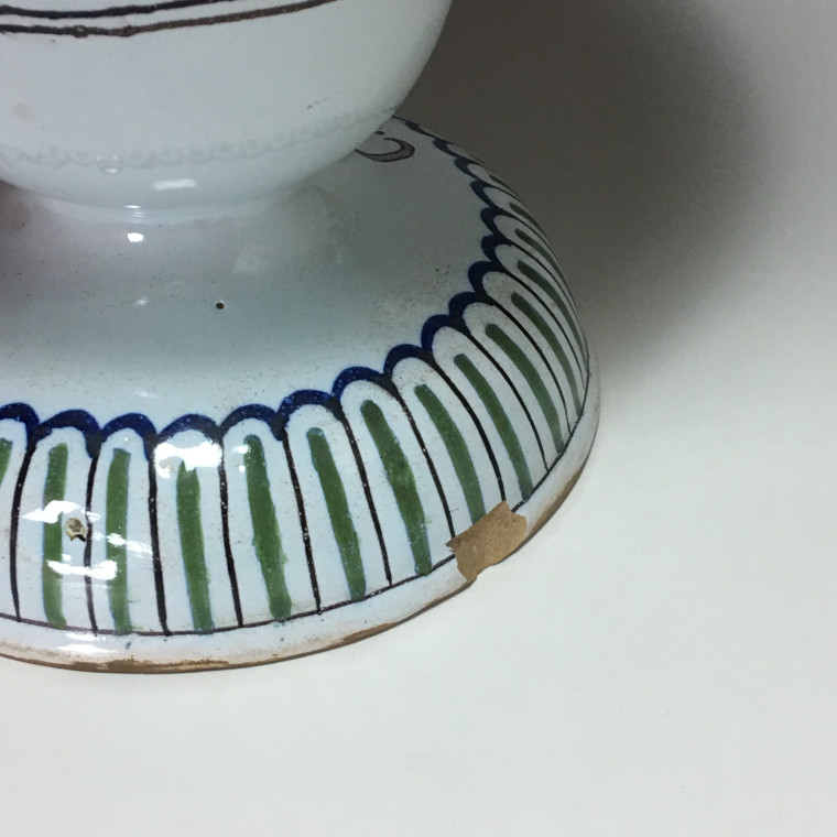 Moulins – Rare grand vase couvert de pharmacie – XVIIIe siècle