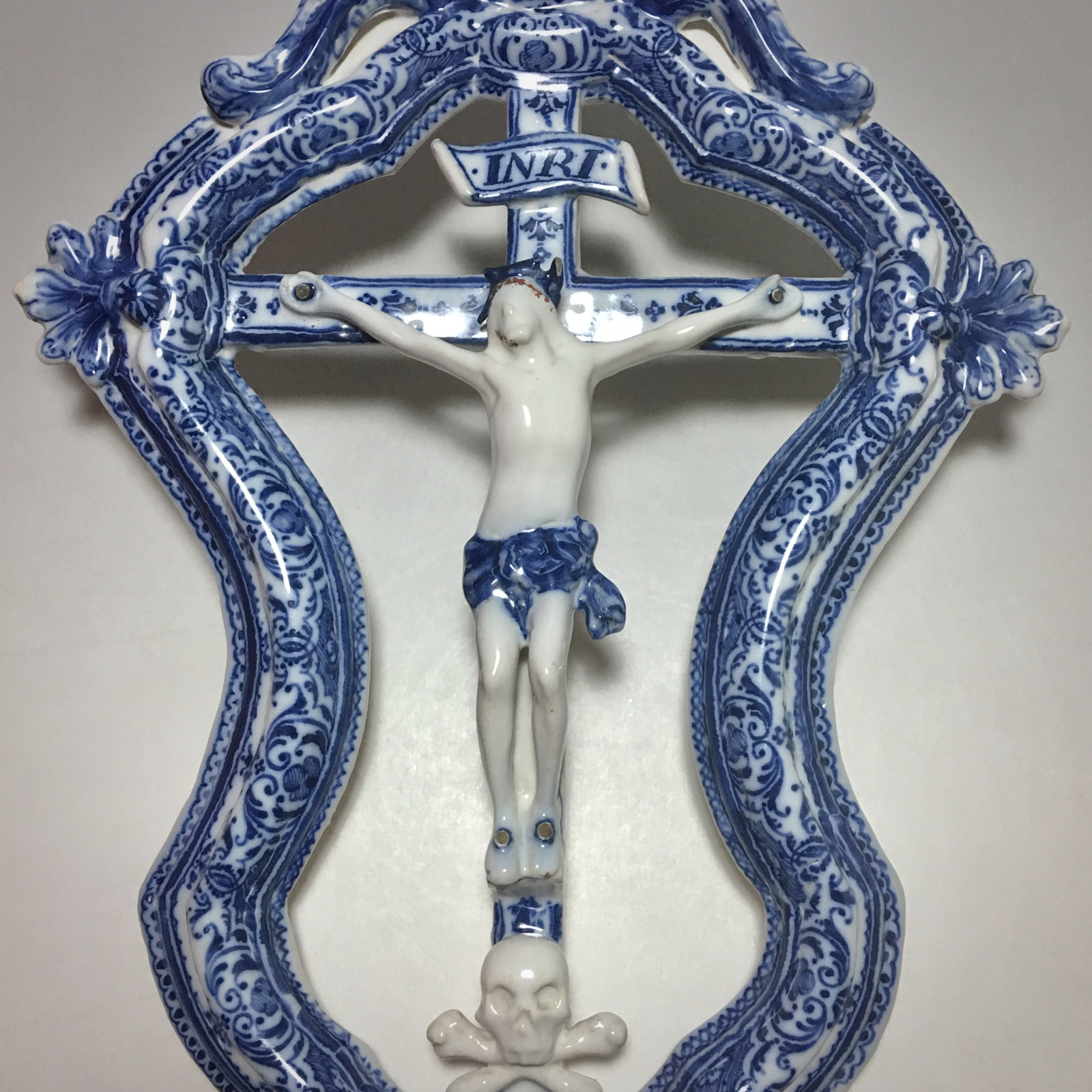 Marseille - Grand christ formant bénitier - XVIIIe siècle