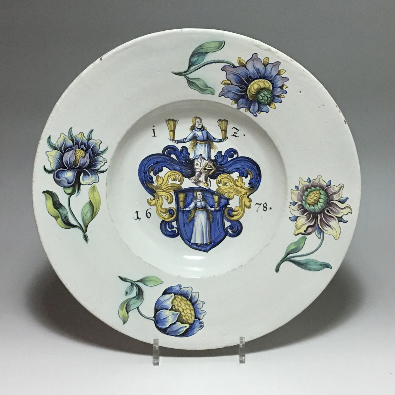 WINTERTHUR (Suisse) Grand plat à décor d'armoiries - Daté 1678