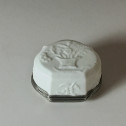 Saint-Cloud ou Mennecy - Boîte en porcelaine tendre - XVIIIe siècle