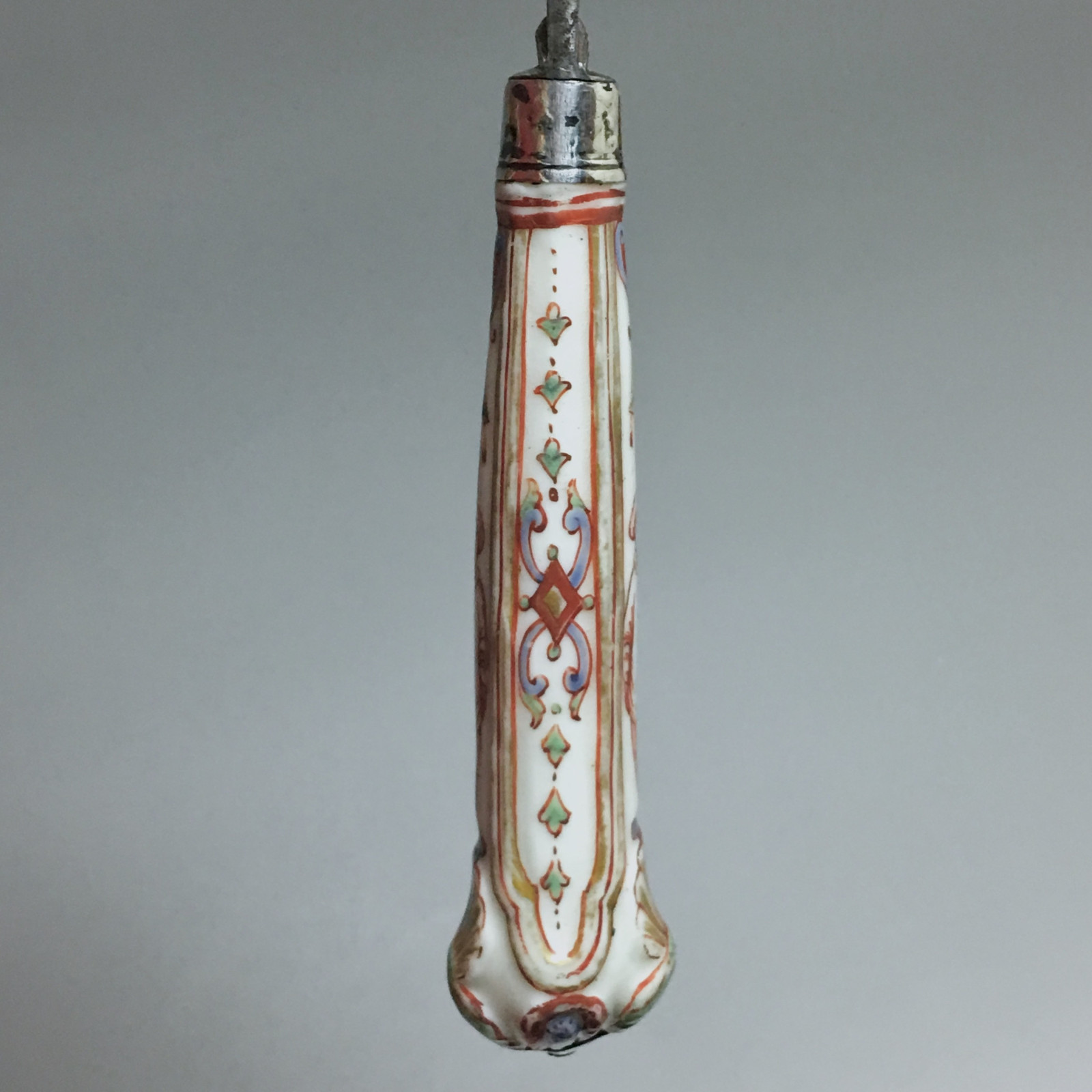 Couteau en porcelaine de Vienne – Manufacture de Du Paquier – XVIIIe siècle