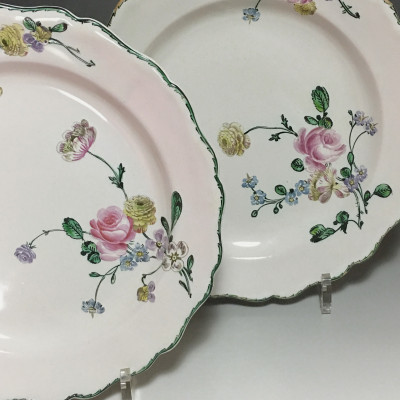 Marseille - Paire d'assiettes - Fabrique De La Veuve Perrin - XVIIIe Siècle - VENDU