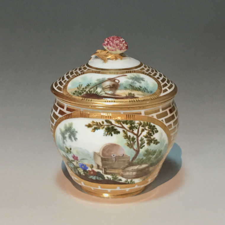 Sugar Pot Hébert in soft porcelain of the eighteenth century Sèvres - 1770
