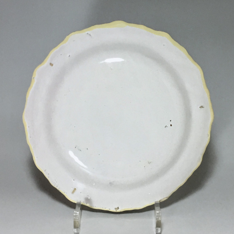 MOUSTIERS (Féraud) - Assiette à la montgolfière - XVIIIe siècle