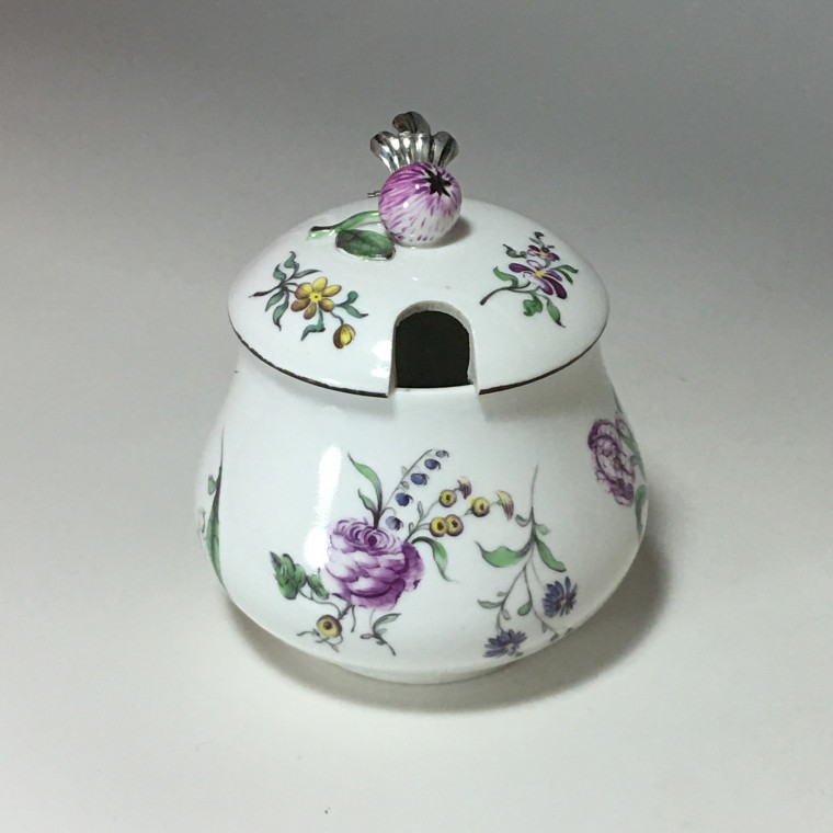 Höchst Porcelain Covered Mustard - circa 1750 - 1763