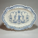 Lyon - Plat à décor Bérain - XVIIIe siècle