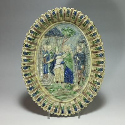 Plat de l'école de Paris décoré d'une scène religieuse - XIXe siècle