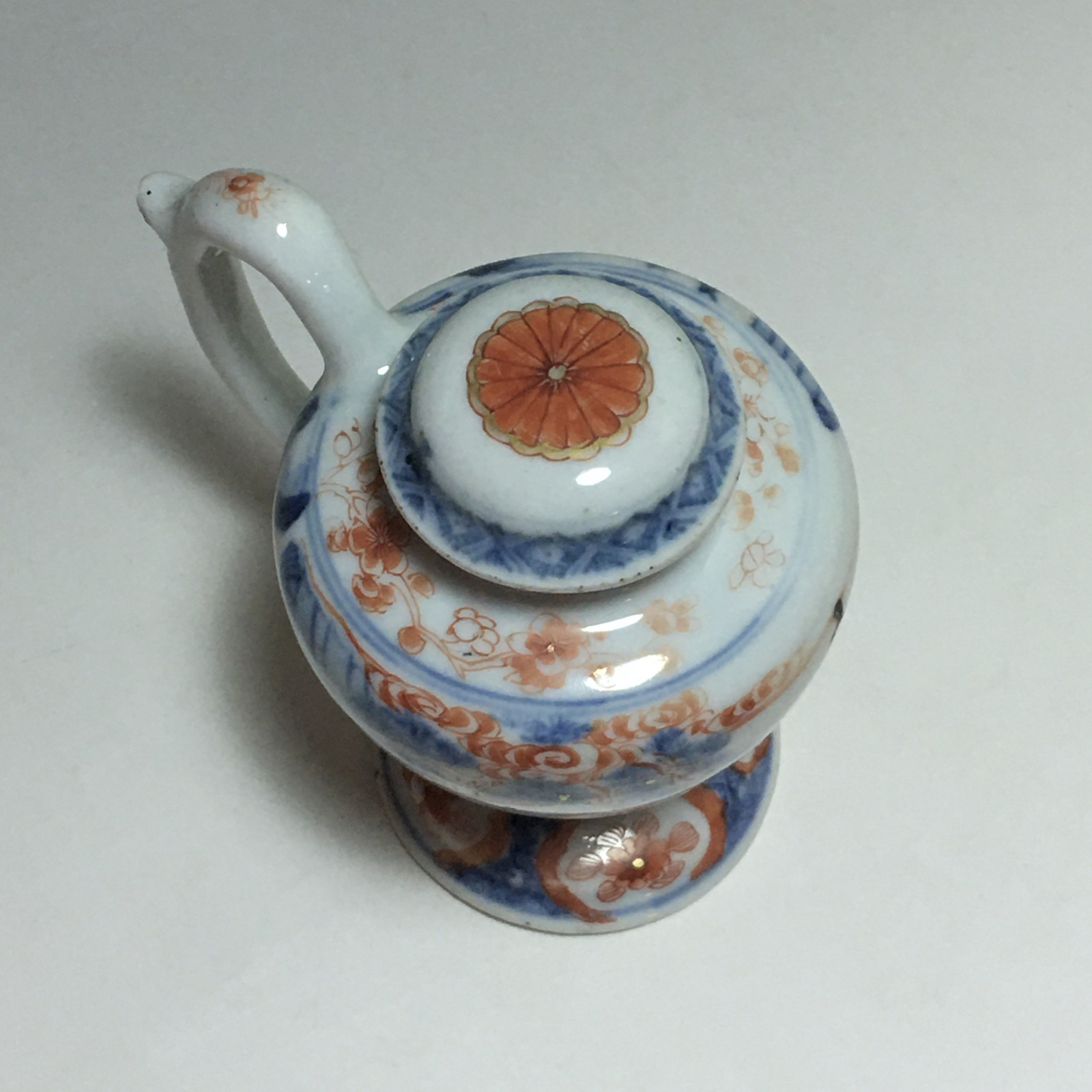 Chine -  Moutardier à décor dit “Imari“ - Époque Kangxi (1662- 1722)
