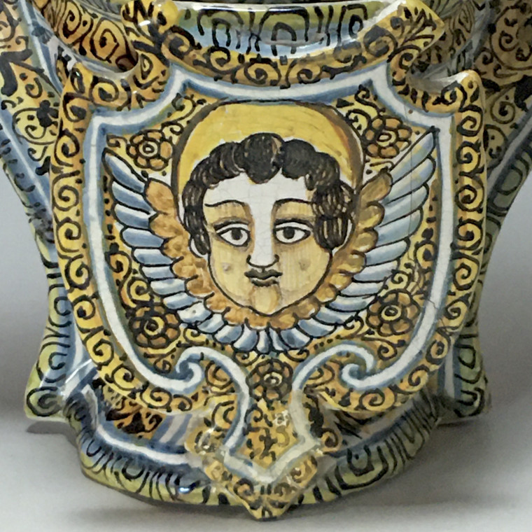 Deruta (Italie) – Grand bénitier d'applique – Début du XVIIe siècle.