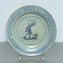 Saint-Jean-du-désert (Marseille) - Assiette figurant un portefaix – Première moitié du XVIIIe siècle