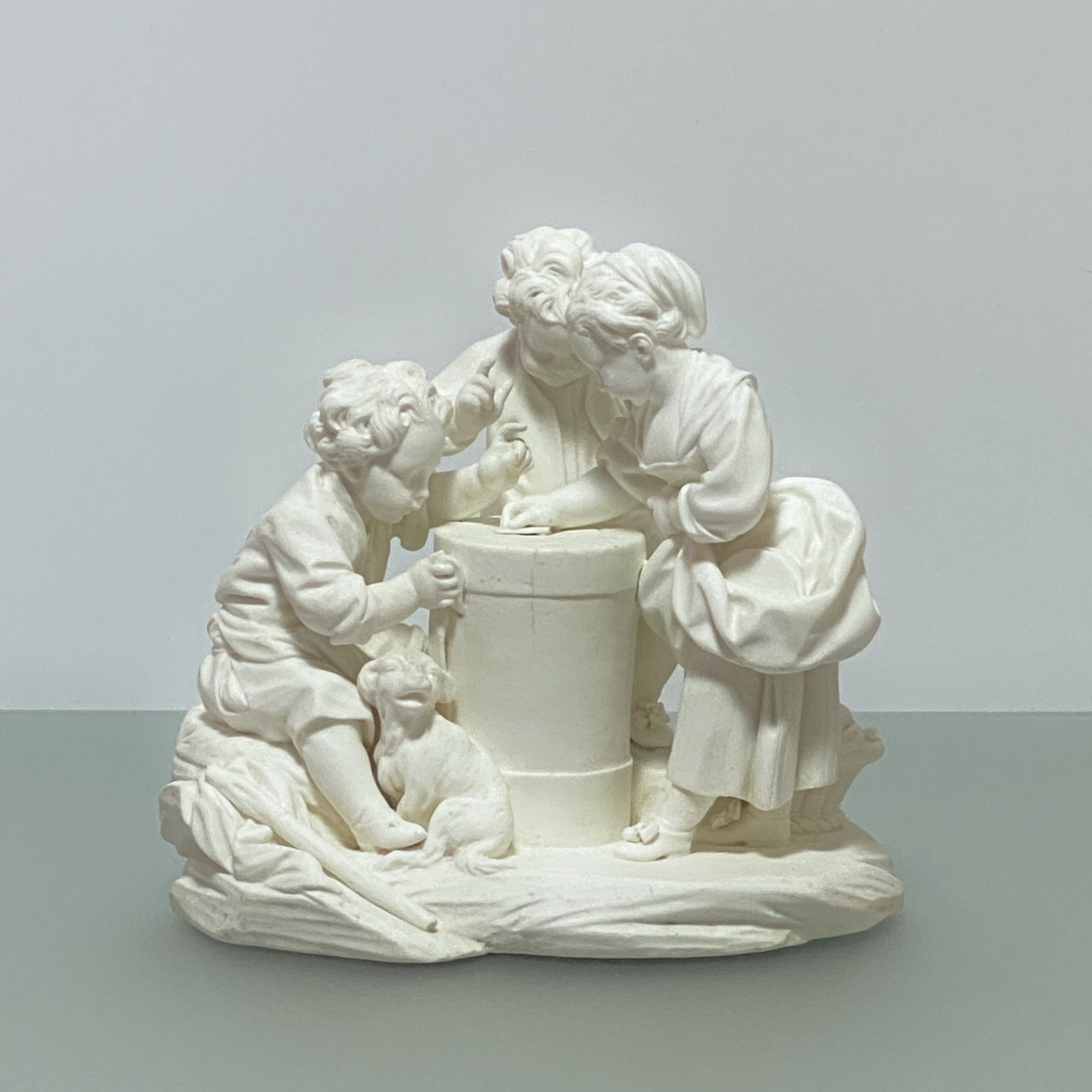 Sèvres – Paire de groupes en biscuit « Le tourniquet » et « La lanterne magique » - XVIIIe siècle