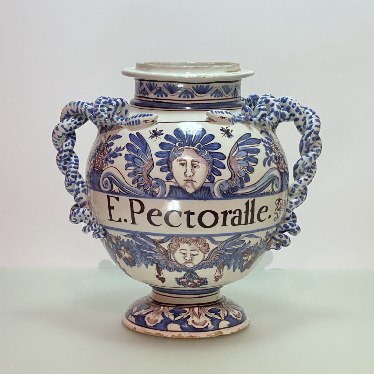 Montpellier – Fabrique Olliver - Grand vase de montre - Vers 1700