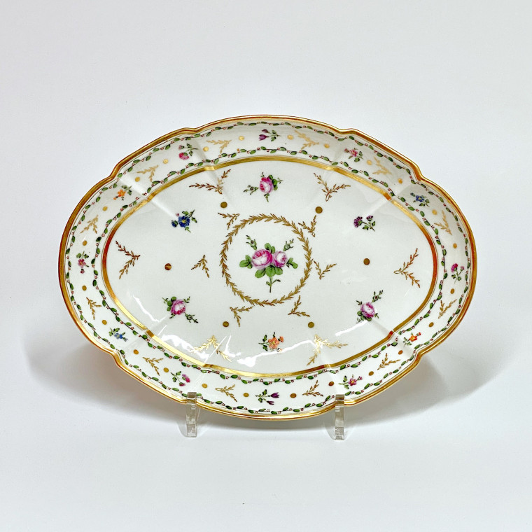 Manufacture du Duc d'Angoulême - Pair of porcelain dishes - Eighteenth century
