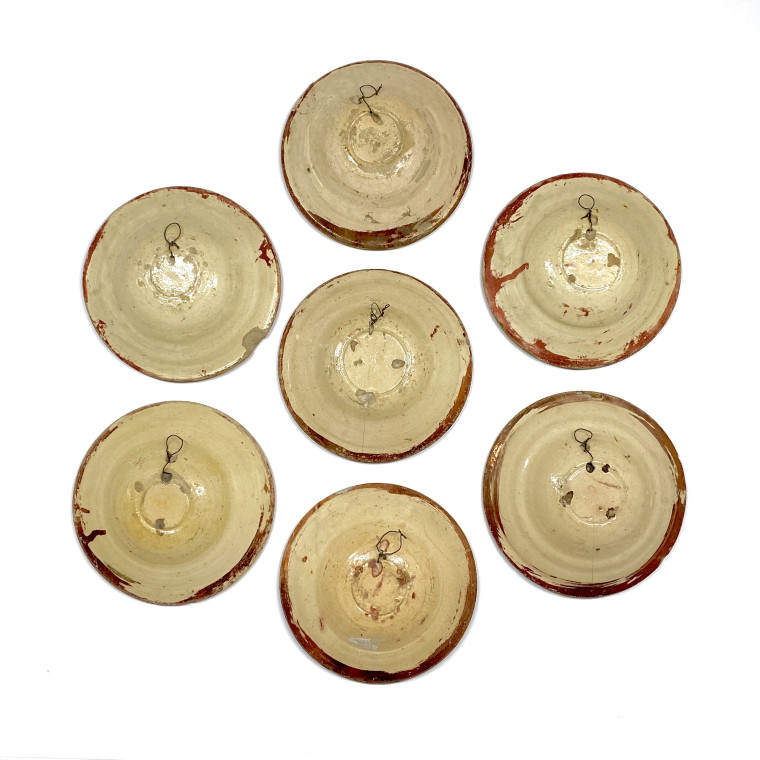 Hispano-Mauresque - 7 petites coupes en céramique lustrée - XVIIIe siècle