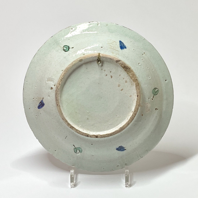 Iznik - Dish with "tabak" decoration - Seventeenth century