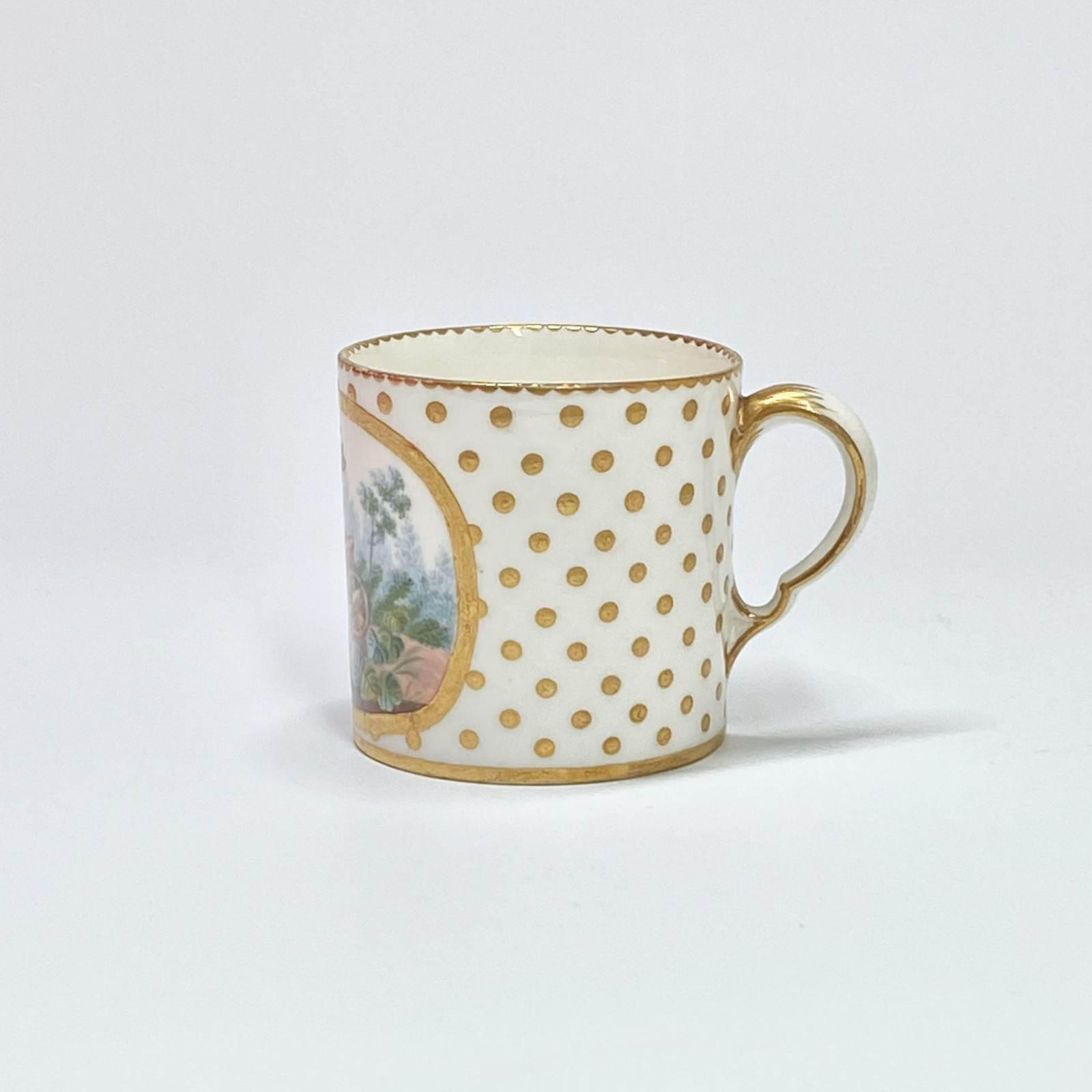 Gobelet litron en porcelaine tendre de Sèvres - XVIIIe siècle