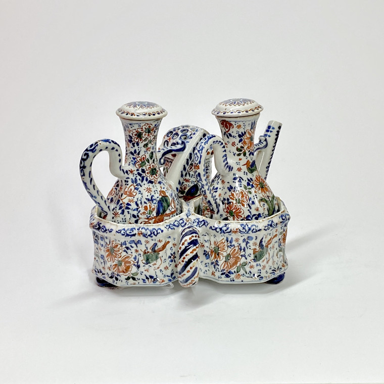 Delft - Rare porte-Huilier polychrome à trois compartiments - XVIIIe siècle