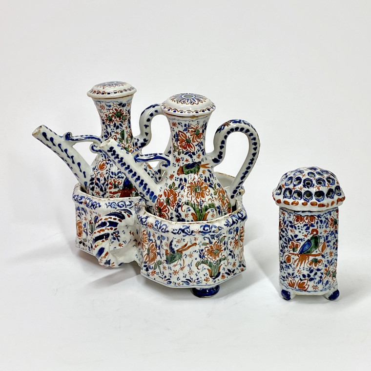 Delft - Rare porte-Huilier polychrome à trois compartiments - XVIIIe siècle