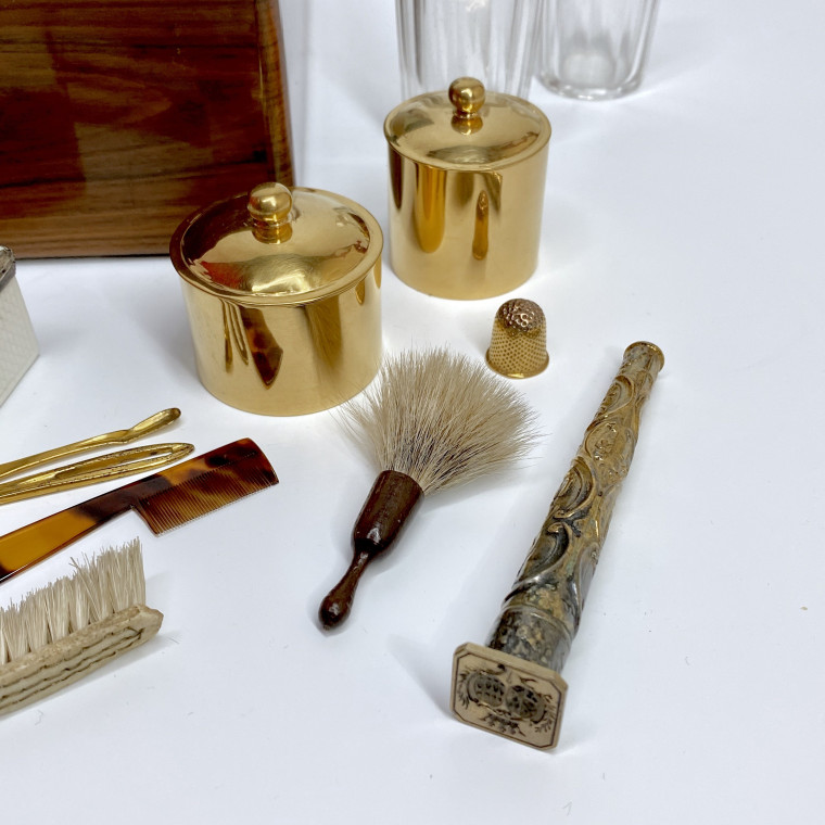 Coffret - nécessaire de voyage d'époque Louis XV