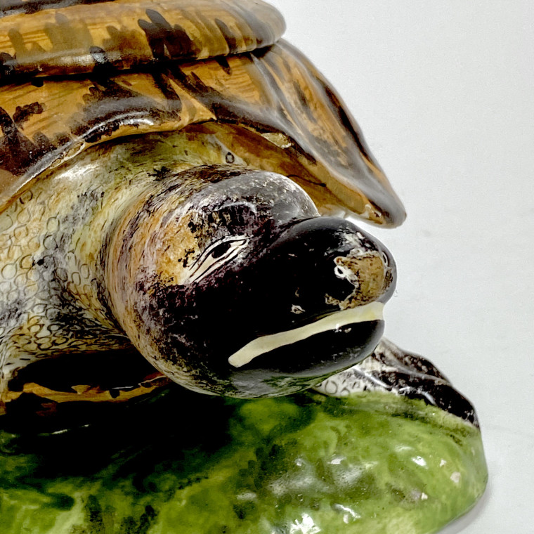 Strasbourg - Tortue en trompe l’oeil - Manufacture Paul Hannong, vers 1750-1754