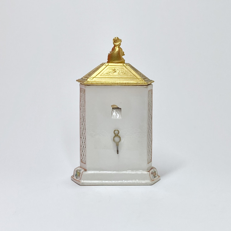 China - Small porcelain clock - Qianlong period (1736 - 1795)