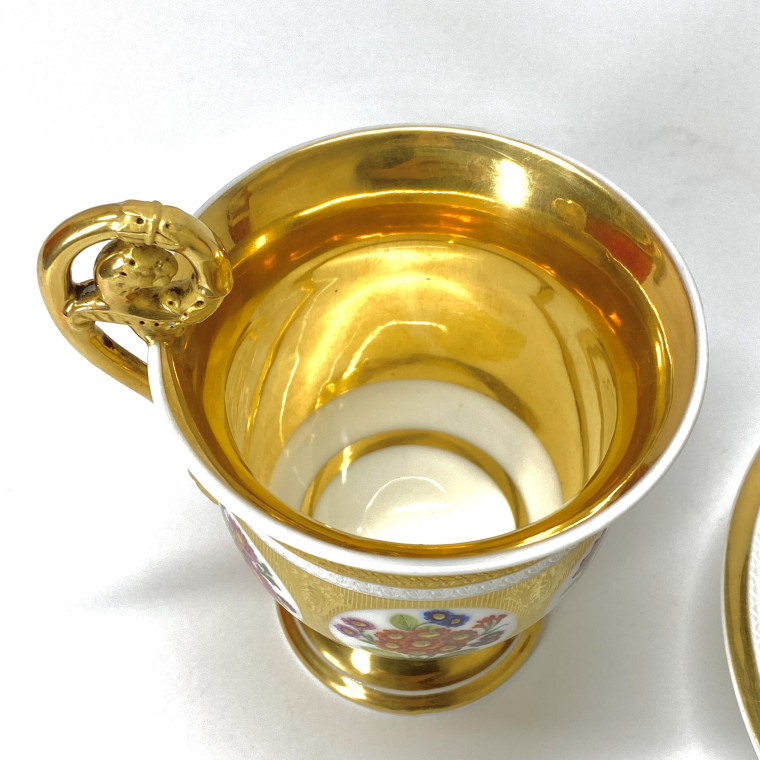 PARIS - Large chocolate cup - Circa 1830