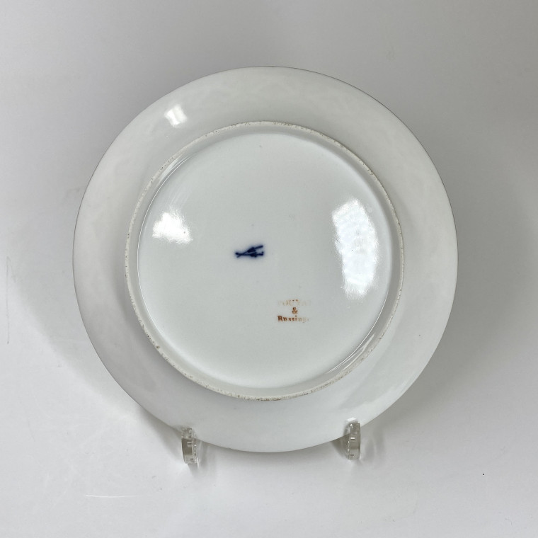Série de huit assiettes décorées en grisaille - Paris - Pouyat & Russinger - Époque Directoire