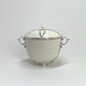Saint-Cloud - Pot couvert monté en argent - XVIIIe siècle