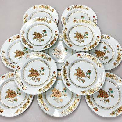 China - Suite of twelve plates - Qianlong Period