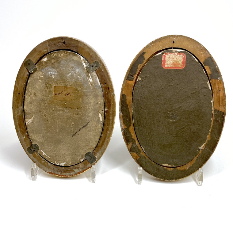 Castelli - Pair of oval plaques depicting the allegories of marriage and servitude - Eighteenth century