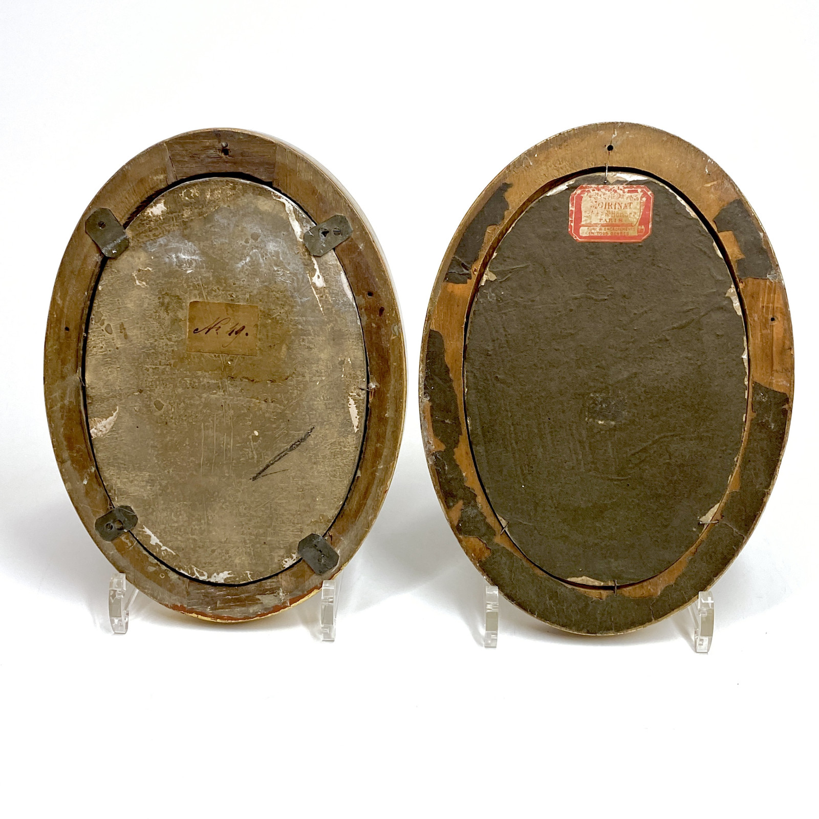 Castelli - Pair of oval plaques depicting the allegories of marriage and servitude - Eighteenth century