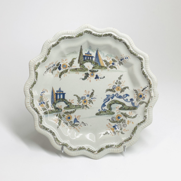 Nove di Bassano - Assiette à décor dit «a ponticello» - XVIIIe siècle