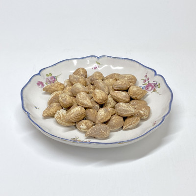 Sceaux - Trompe l'oeil with almonds - Eighteenth century