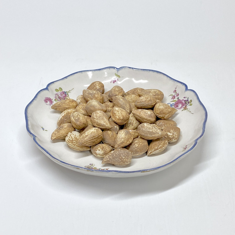 Sceaux - Trompe l'oeil with almonds - Eighteenth century