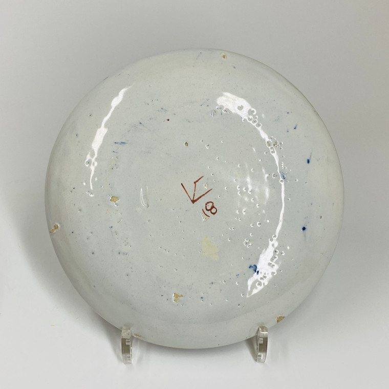 Delft - Pair of polychrome plates - Eighteenth century