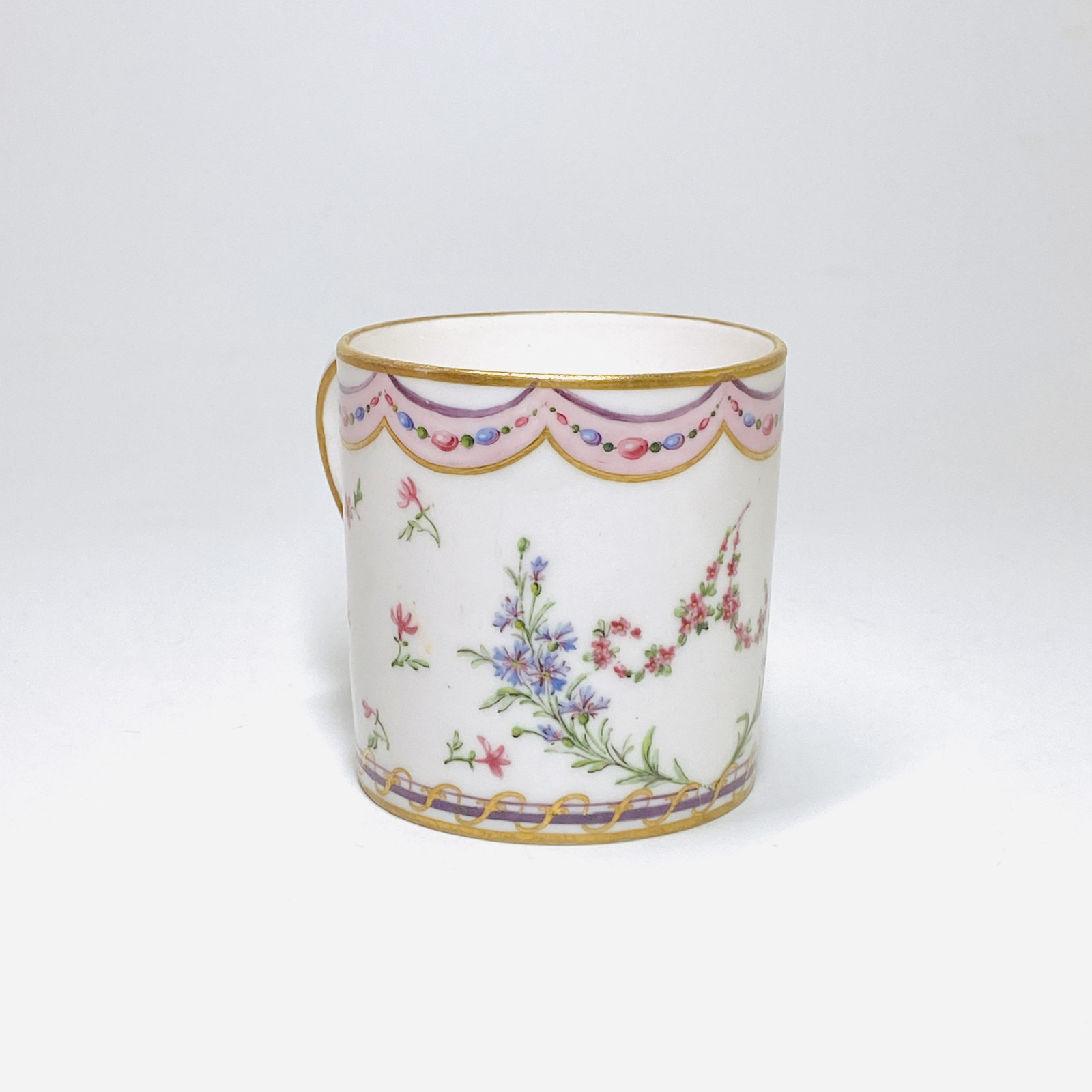 Large litron cup in soft Sèvres porcelain - Eighteenth century