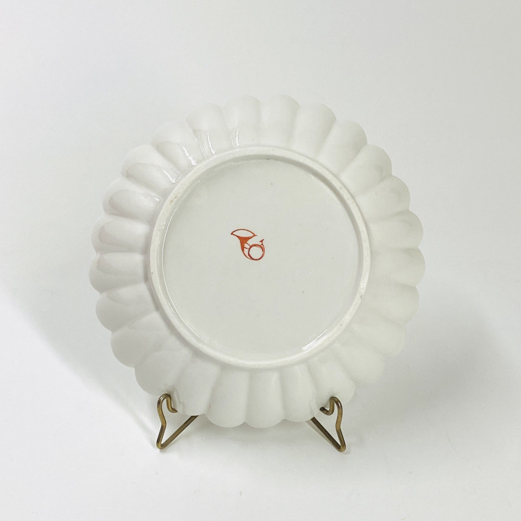 Chantilly - Coupelle à décor d'enfants dans le style Kakiemon - XVIIIe siècle