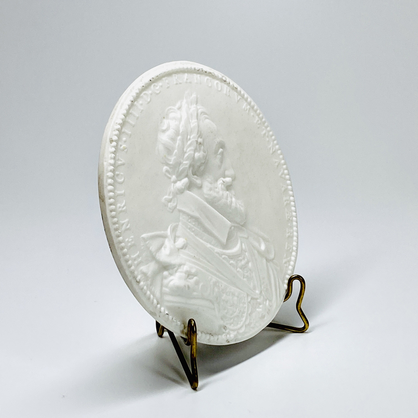 Brancas-Lauraguais - Médaillon en biscuit à l'effigie de Henri IV - XVIIIe siècle