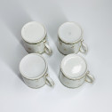 Paris - Quatre tasses à décor de trophées - Fin du XVIIIe siècle
