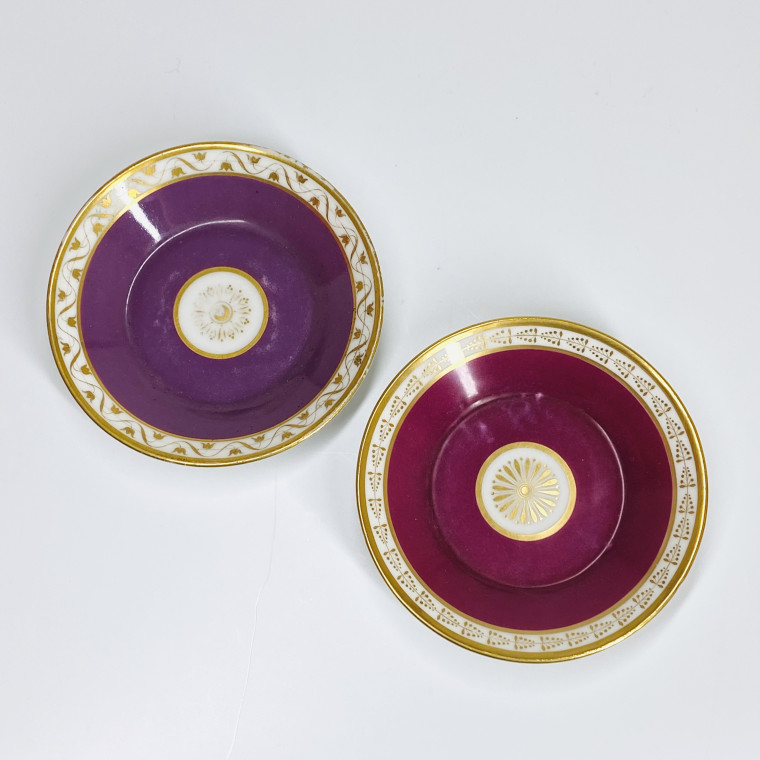 Paris (Nast) - Deux tasses à fond de couleur - début du XIXe siècle