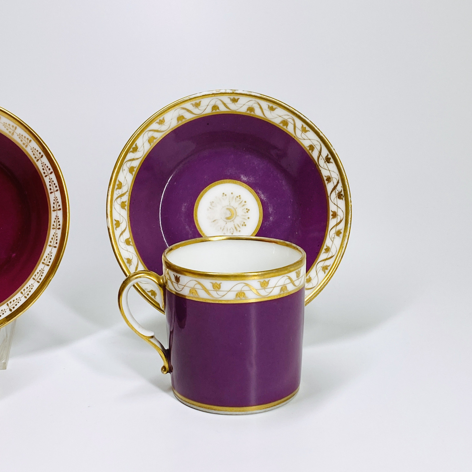 Paris (Nast) - Deux tasses à fond de couleur - début du XIXe siècle