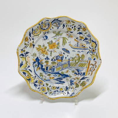 Moulins - Assiette aux Chinois sur un pont - XVIIIe siècle