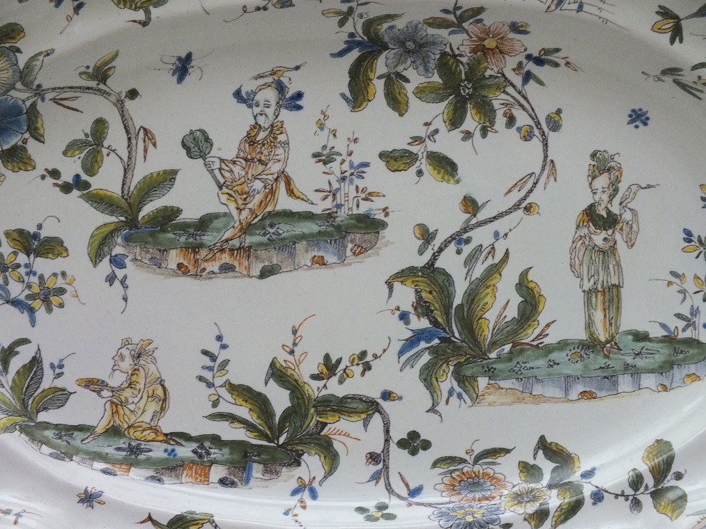 Milan - Grand Chinese dish - Eighteenth Century