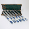 Coffret de 6 grands couteaux en porcelaine de Saint-Cloud - XVIIIe siècle