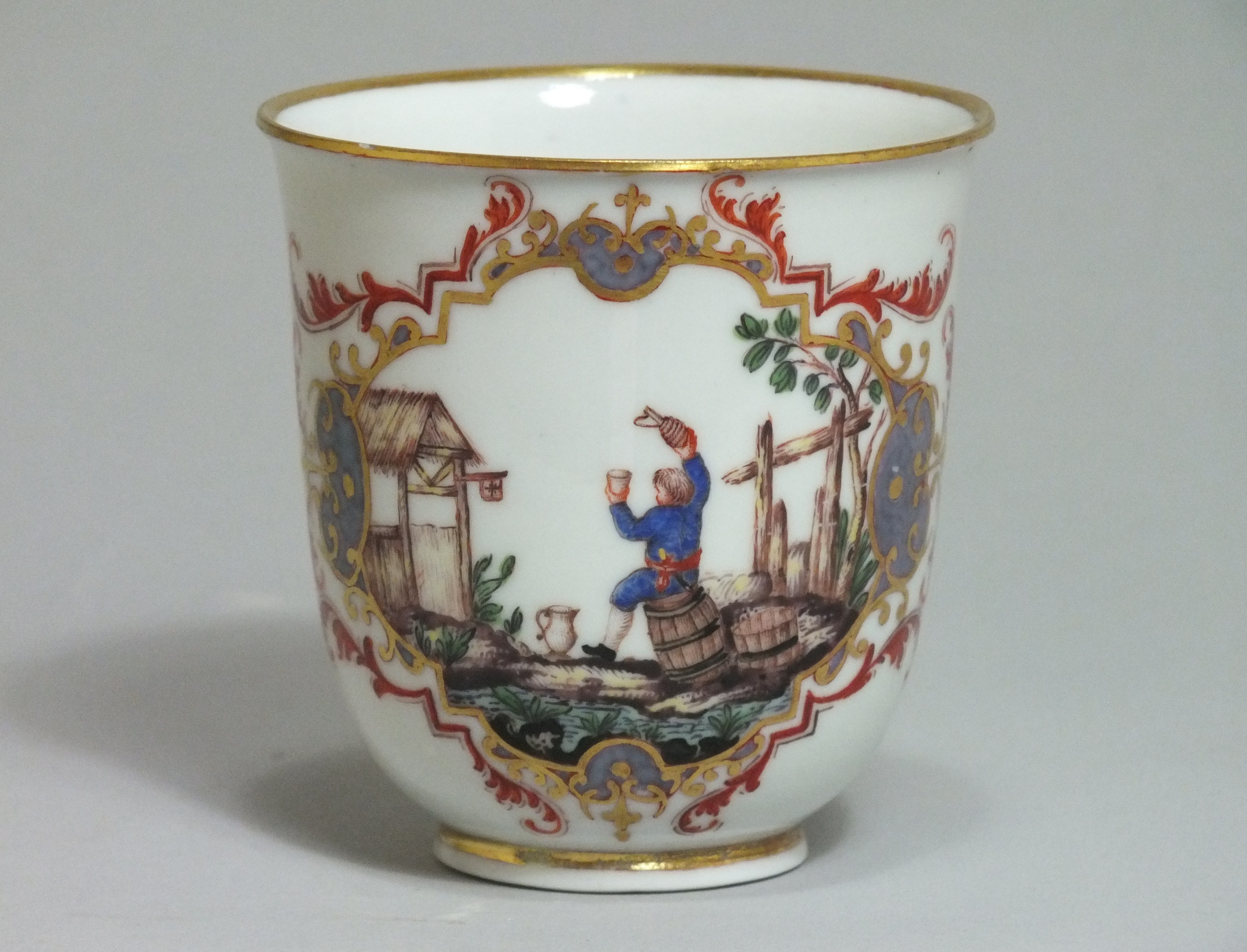 Doccia (italie) - Deux tasses à décor "alla Sassone" - XVIIIe Siècle