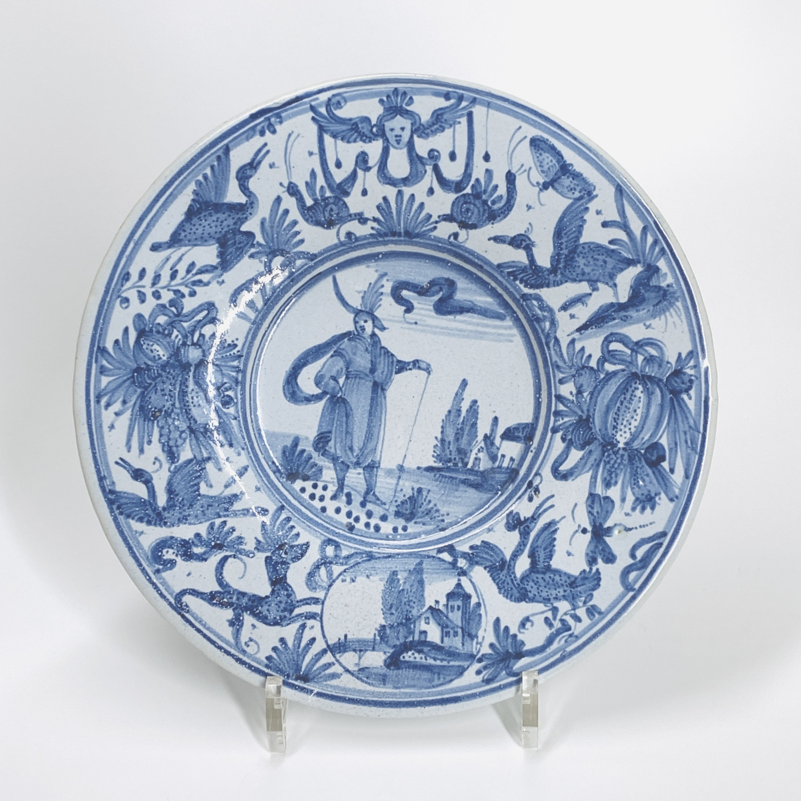 Nevers - Petit plat dit «à la cardinal» - Atelier des Conrade - XVIIe siècle